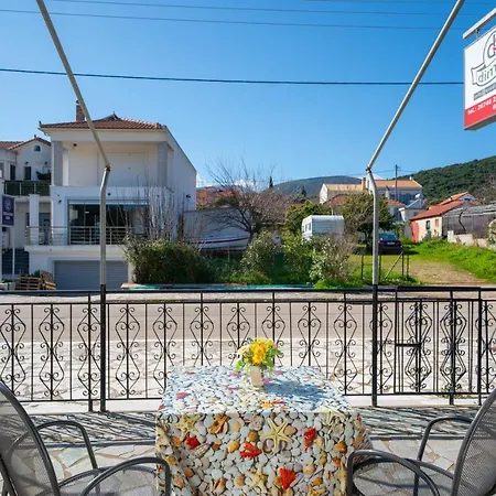 Dimitris * 카라보밀로스