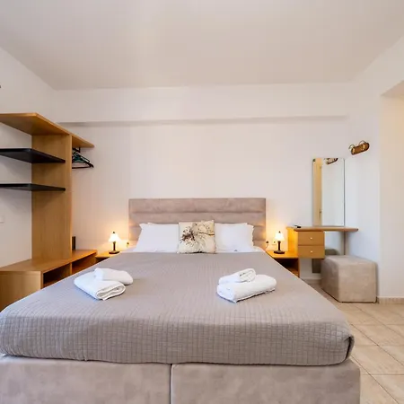 Dimitris 카라보밀로스