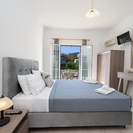 Apartment Dimitris Karavomylos