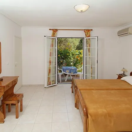 Apartment Dimitris Karavomylos