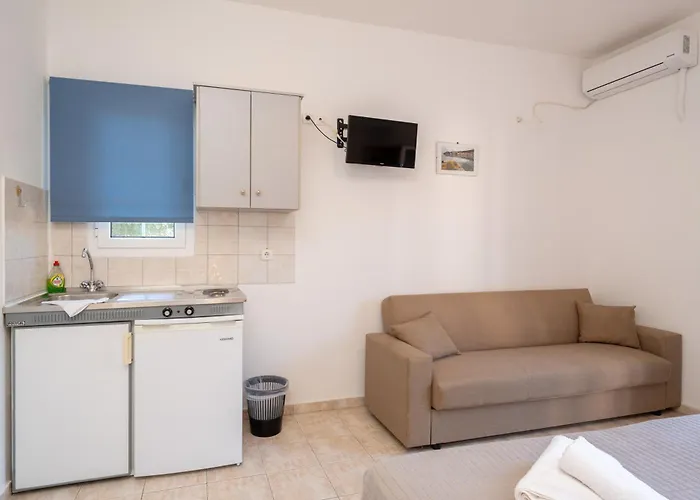 Dimitris Каравомилос