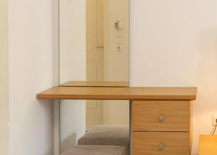 Dimitris * Каравомилос