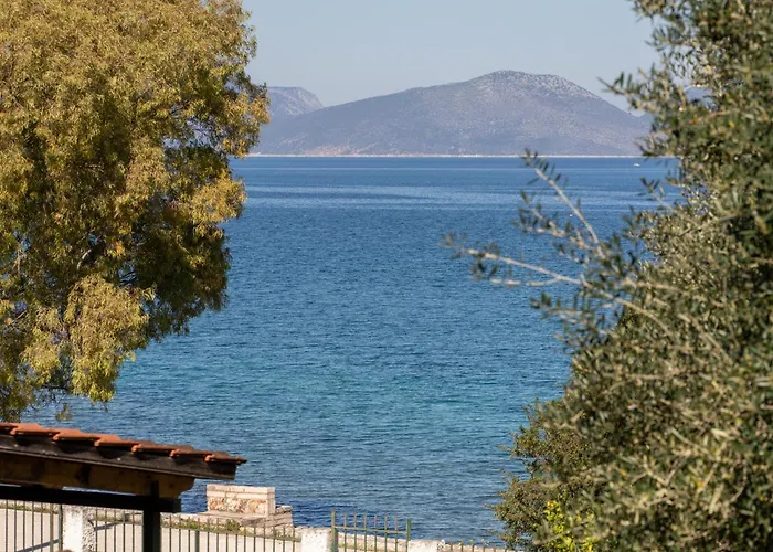 Dimitris * Каравомилос